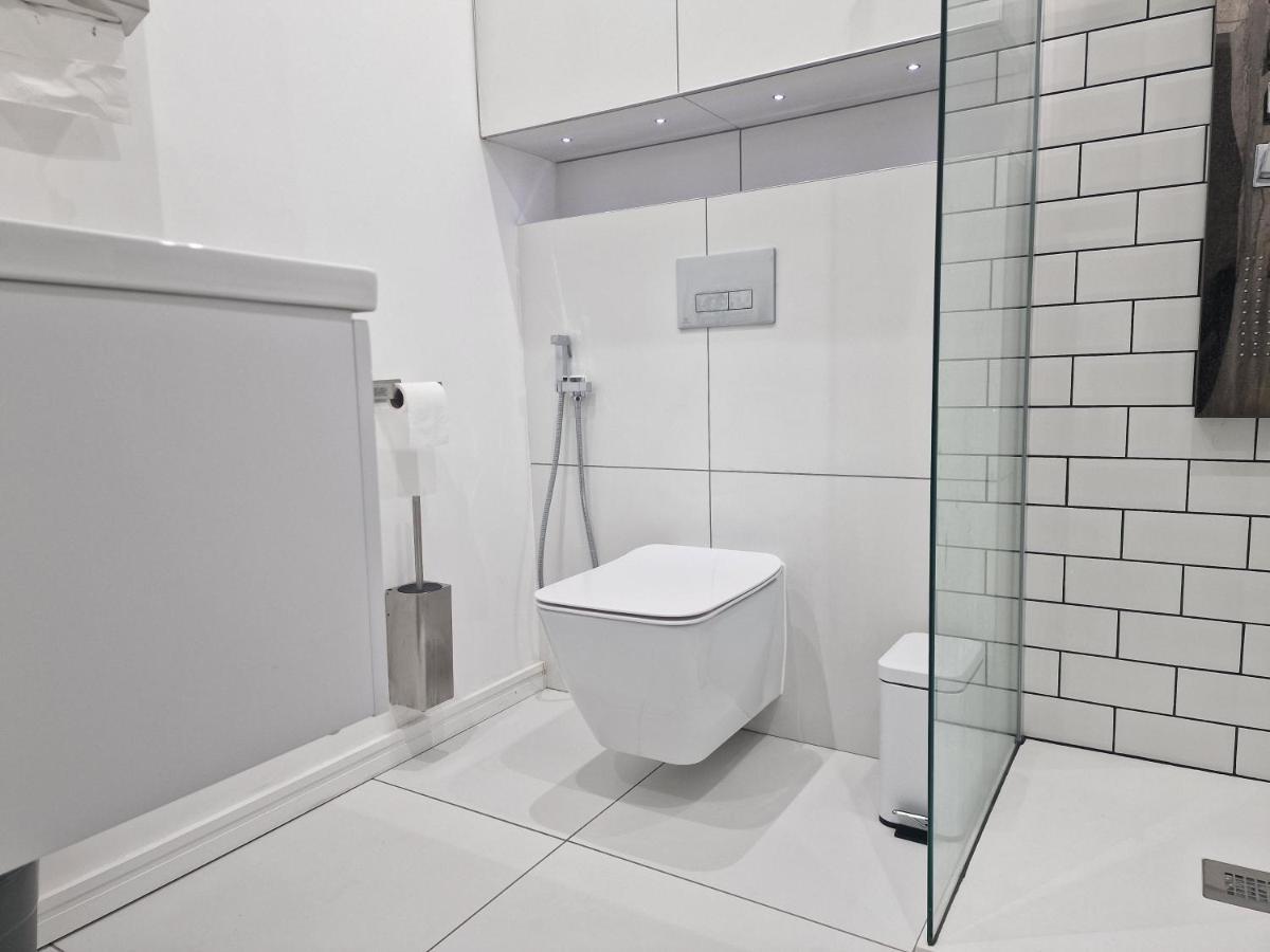 Beautiful Rooms In London Bagian luar foto